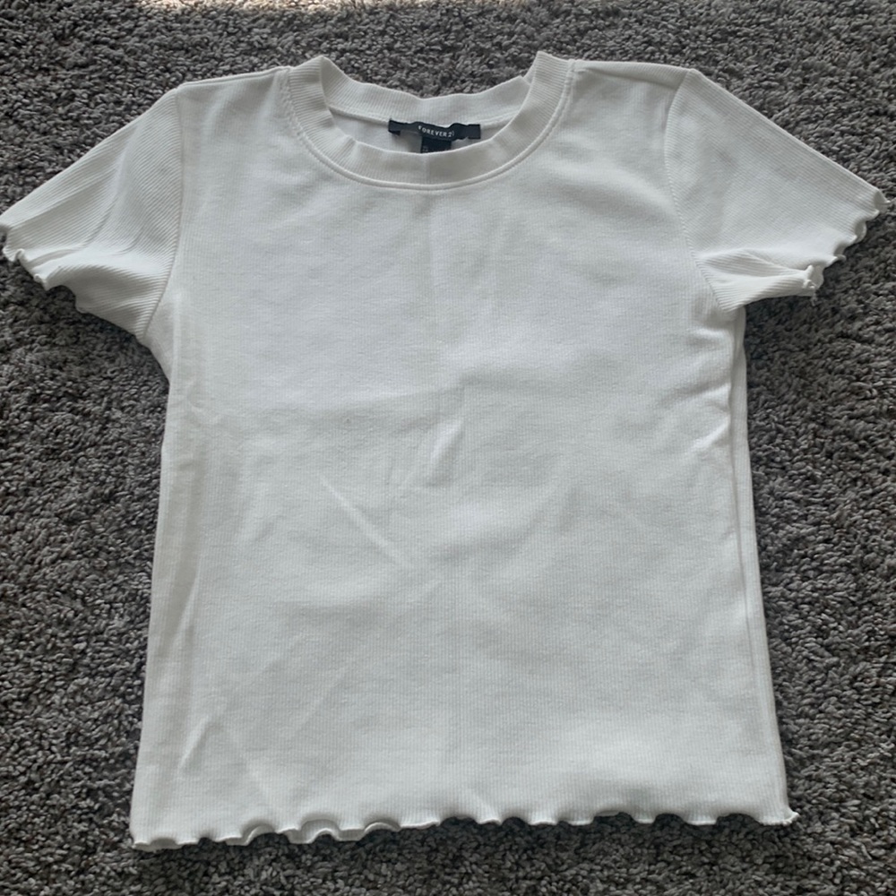 Forever 21 White Crop Top with Lettuce Edge S